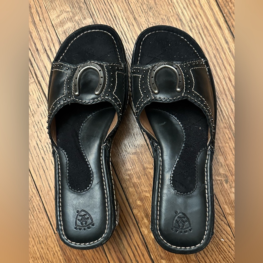 Ariat Black Leather Wedge Mules with Metal Horseshoe Accent Size 7.5